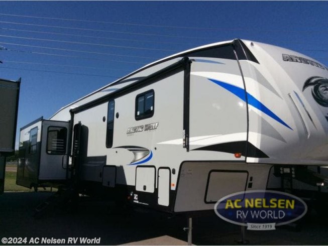 2021 Forest River Cherokee Arctic Wolf Suite 3660 RV for Sale in