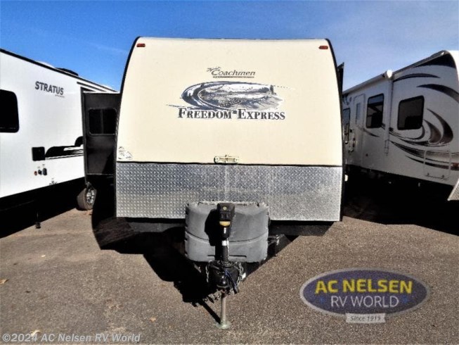 2015 Freedom Express 305RKDS by Coachmen from AC Nelsen RV World in Shakopee, Minnesota