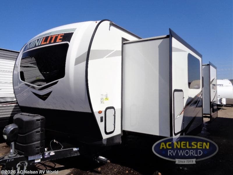 2021 Forest River Rockwood Mini Lite 2516S RV for Sale in Shakopee, MN