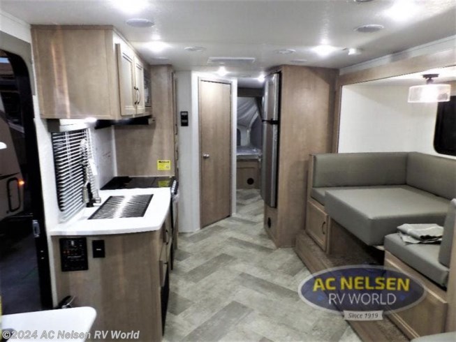 2023 Palomino Solaire 244H - New Travel Trailer For Sale by AC Nelsen RV World in Shakopee, Minnesota