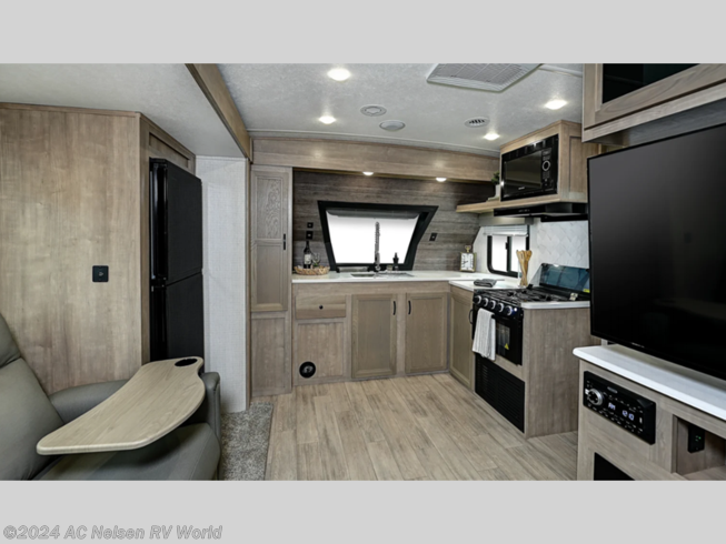 2024 Solaire 230FKBS by Palomino from AC Nelsen RV World in Shakopee, Minnesota