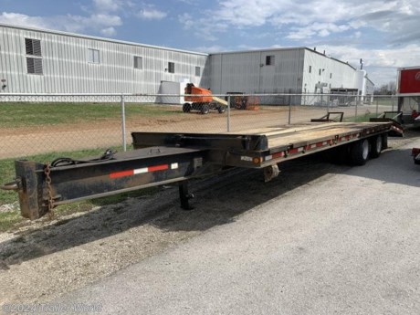 20+5 HEAVY DUTY EQUIPMENT TRAILER
BOTH AXLES BRAKES ARE WORKING
BOTH AIR HOSE IN GOOD SHAPE
BRAND NEW 12000LBS JACK REPLACED
REWELDED SOME STEEL BARS ONTO RAMPS
REPLACED 3 TIRES ON TRAILER
REPLACED SOME BOARDS IN THE FLOOR
TRAILER IS READY FOR USE




While we strive to represent our trailers with 100% accuracy - please call to confirm details of trailer.