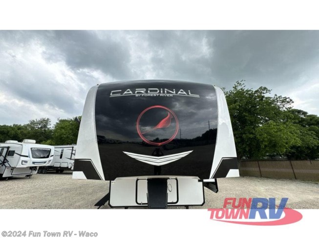 2024 Cardinal 25BH by Forest River from Fun Town RV - Waco in Hewitt, Texas