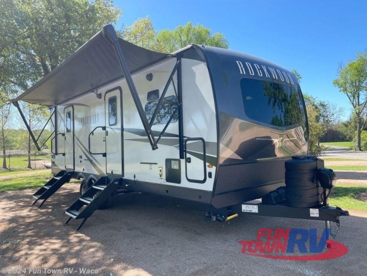 New 2024 Forest River Rockwood Ultra Lite 2608BS available in Hewitt, Texas