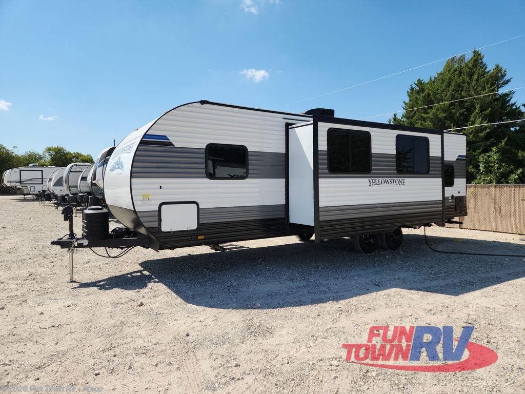 2026 Gulf Stream Yellowstone Classic 279BH - New Travel Trailer For Sale by Fun Town RV - Waco in Hewitt, Texas