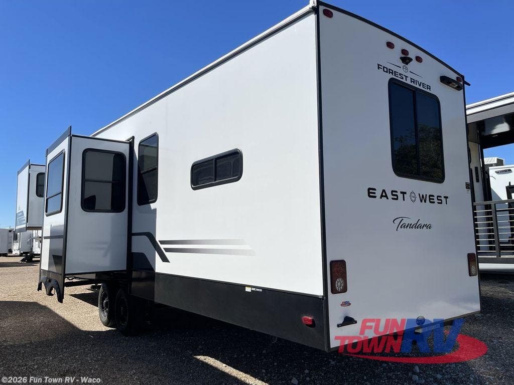 New 2026 East to West Tandara 388LR available in Hewitt, Texas