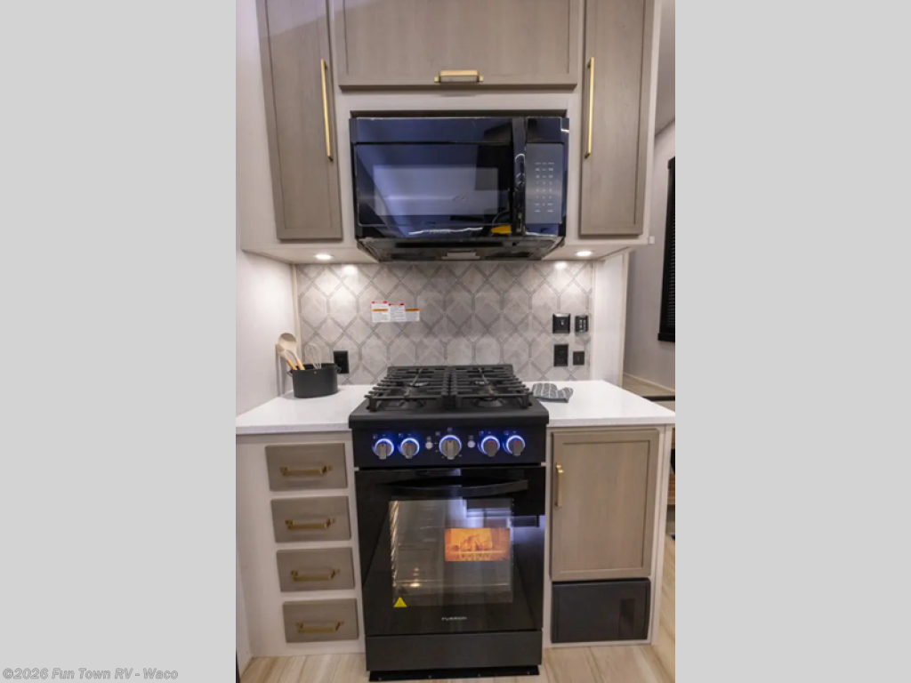 New 2026 Forest River Salem Hemisphere 286RL available in Hewitt, Texas