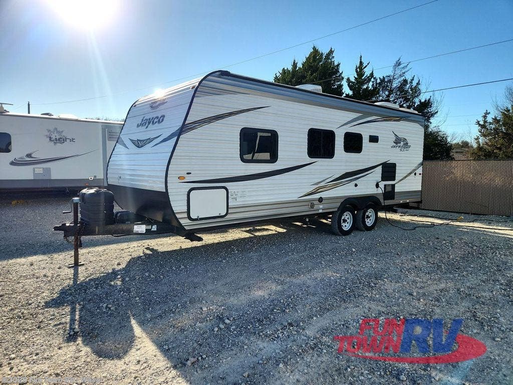2019 Jayco Jay Flight 232RBW - Used Travel Trailer For Sale by Fun Town RV - Waco in Hewitt, Texas