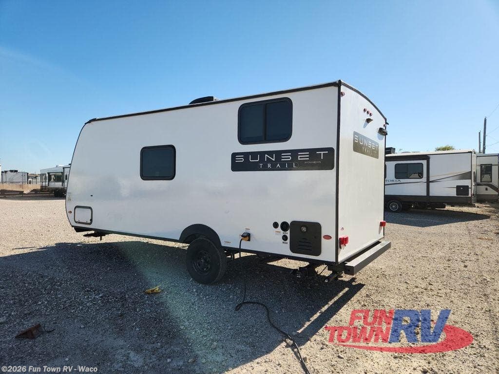 2026 Sunset Trail 17BHS by CrossRoads from Fun Town RV - Waco in Hewitt, Texas