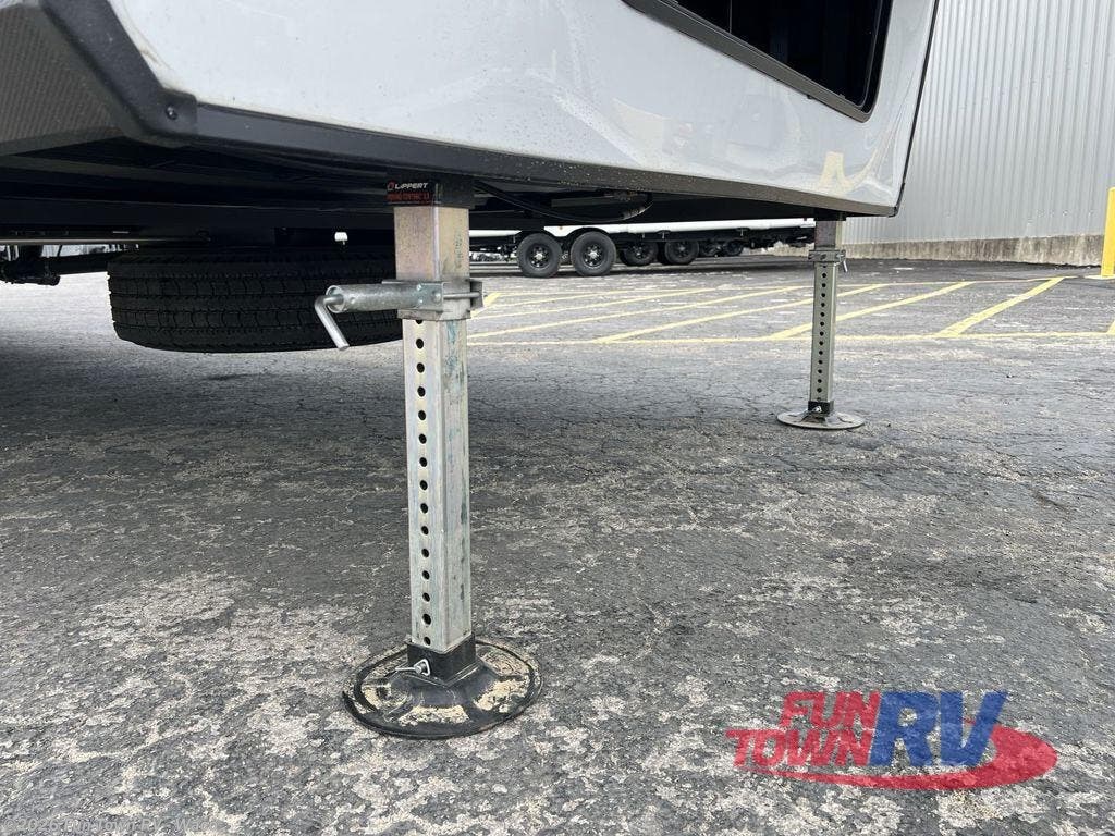 New 2026 Forest River Sandpiper 3900HBLR available in Hewitt, Texas