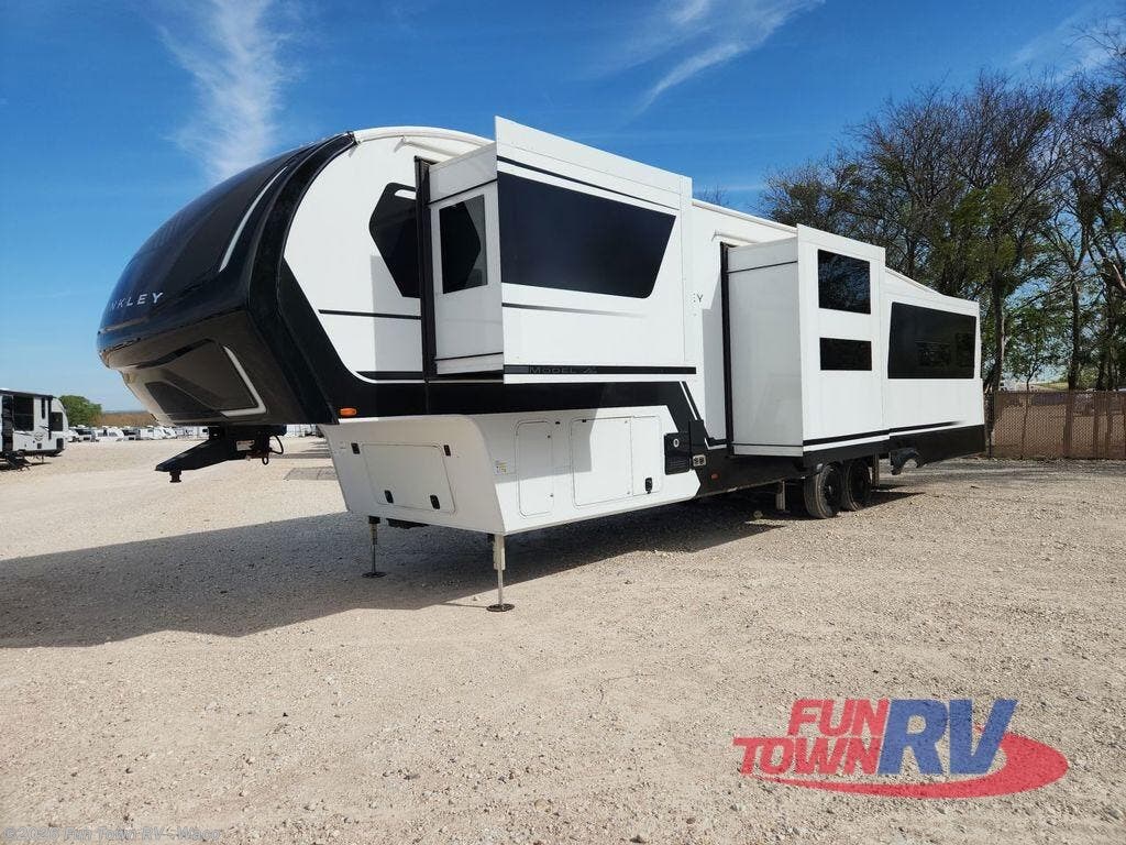 2025 Model Z 3610 by Brinkley RV from Fun Town RV - Waco in Hewitt, Texas