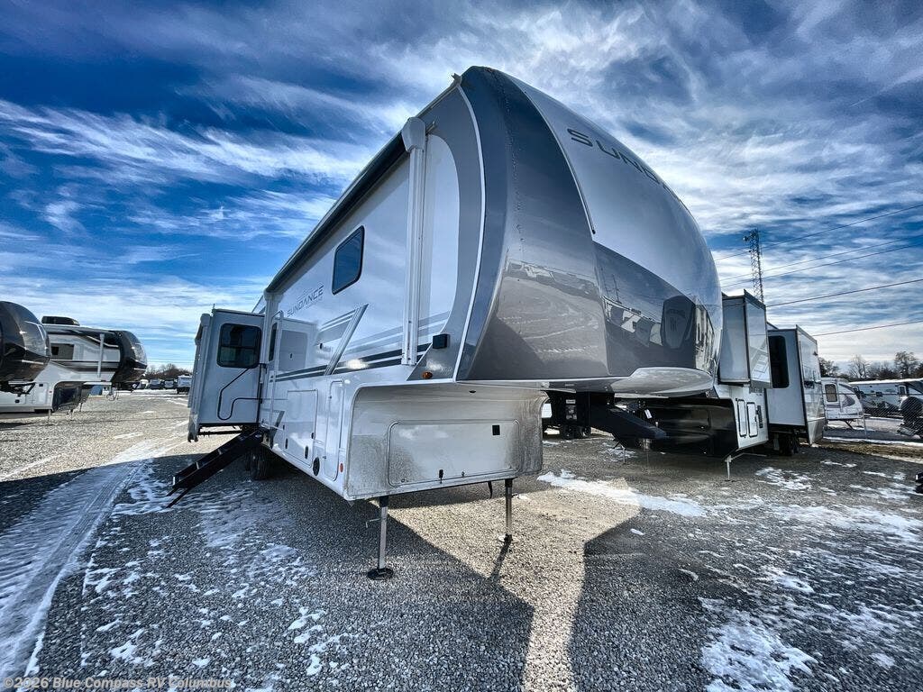 2026 Sundance 32RLBS by Heartland from Blue Compass RV Columbus in Delaware, Ohio