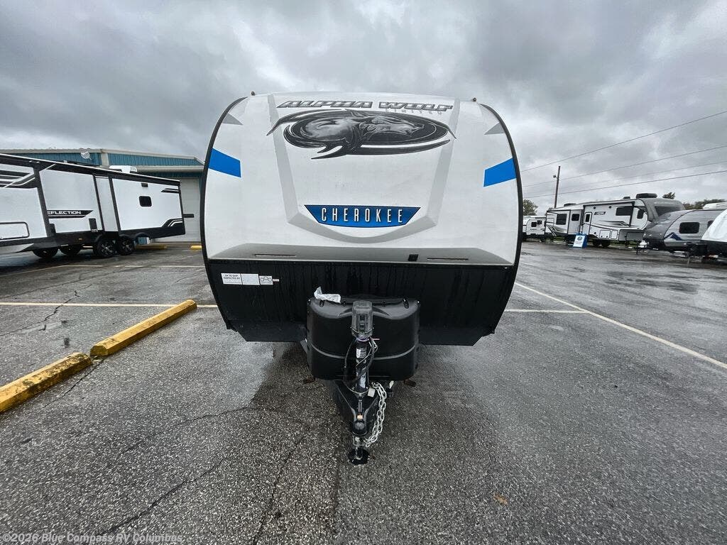 Used 2020 Forest River Cherokee Alpha Wolf 26RL available in Delaware, Ohio