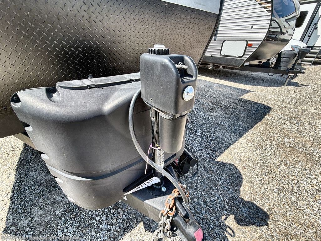 2023 Ozark 2800THKX by Forest River from Blue Compass RV Columbus in Delaware, Ohio