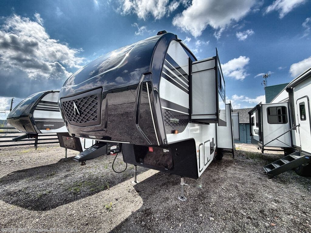 New 2027 Grand Design Reflection 311BHS available in Delaware, Ohio