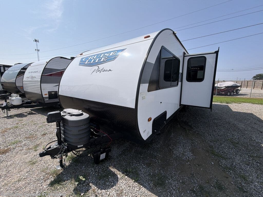 Used 2024 Forest River Salem Cruise Lite 263BHXL available in Delaware, Ohio
