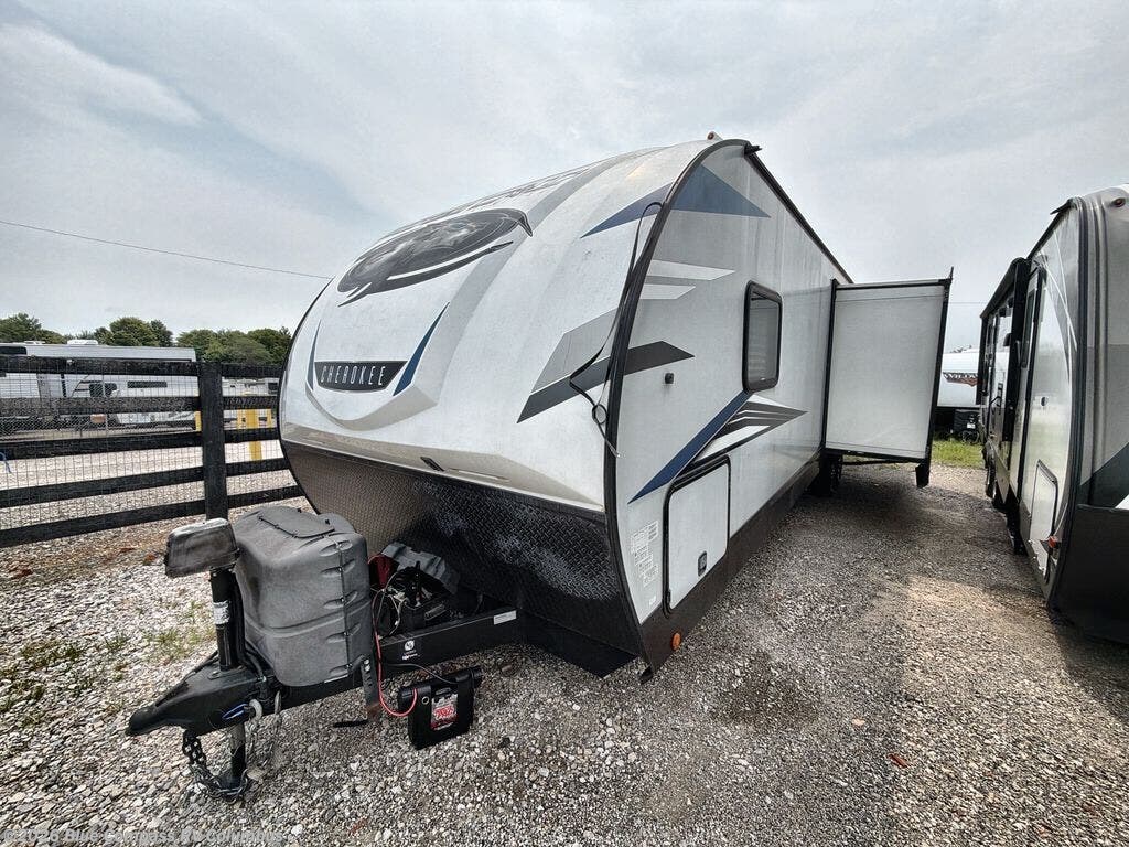 2022 Cherokee Alpha Wolf 30DBH-L by Forest River from Blue Compass RV Columbus in Delaware, Ohio