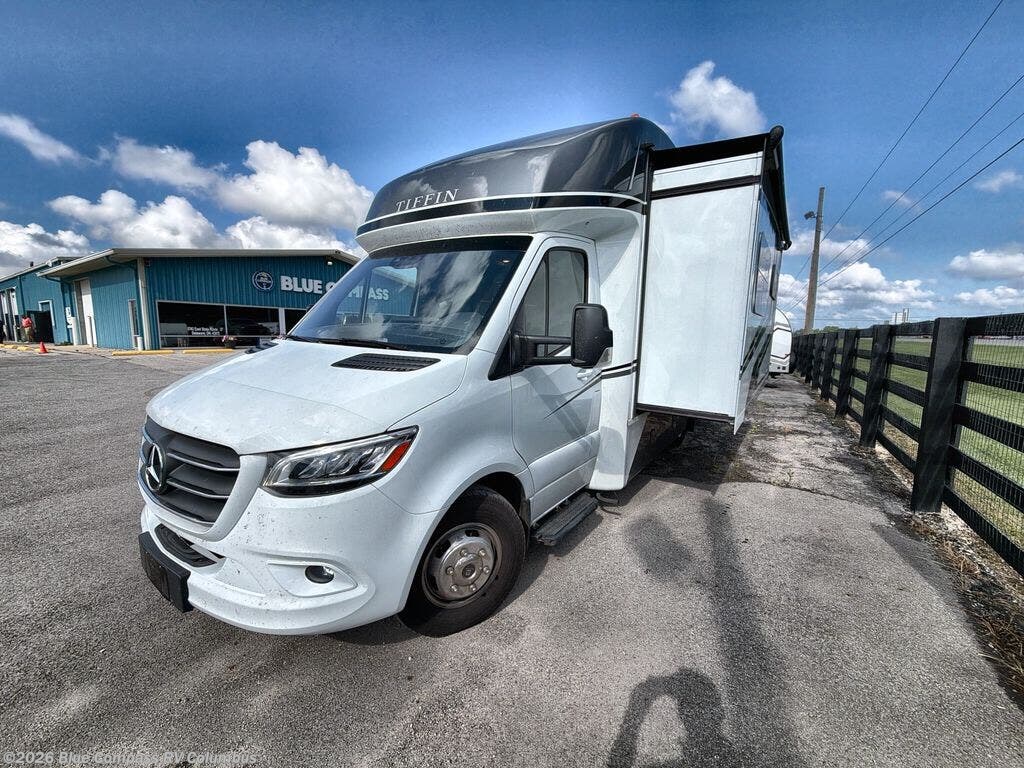 2024 Wayfarer 25 RW by Tiffin from Blue Compass RV Columbus in Delaware, Ohio