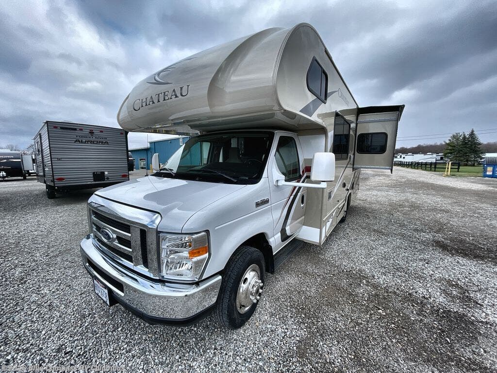 Used 2018 Thor Motor Coach Chateau 22B available in Delaware, Ohio