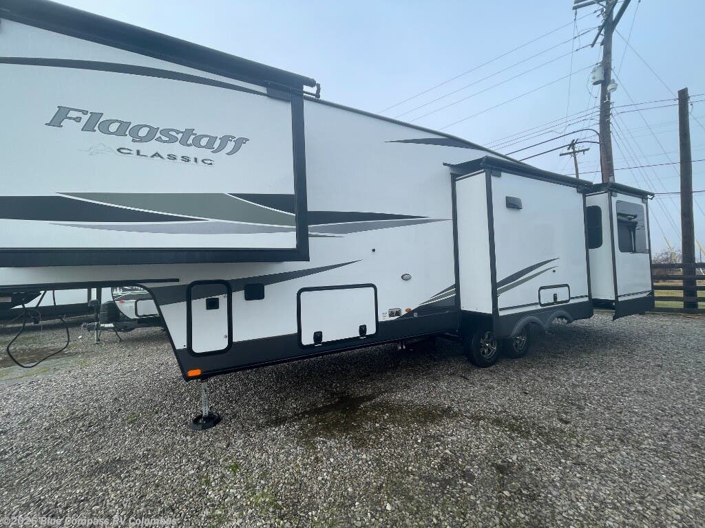 Used 2023 Forest River Flagstaff Classic 8529RLBS available in Delaware, Ohio