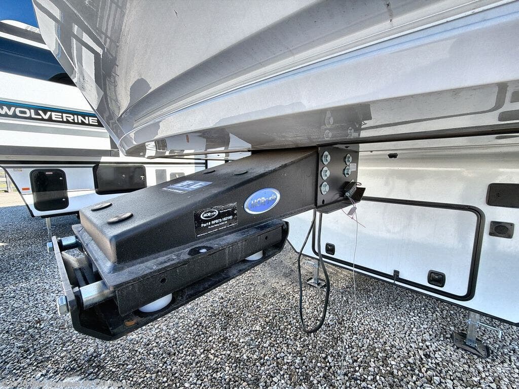 2027 SportTrek STF303VIK by Venture RV from Blue Compass RV Columbus in Delaware, Ohio