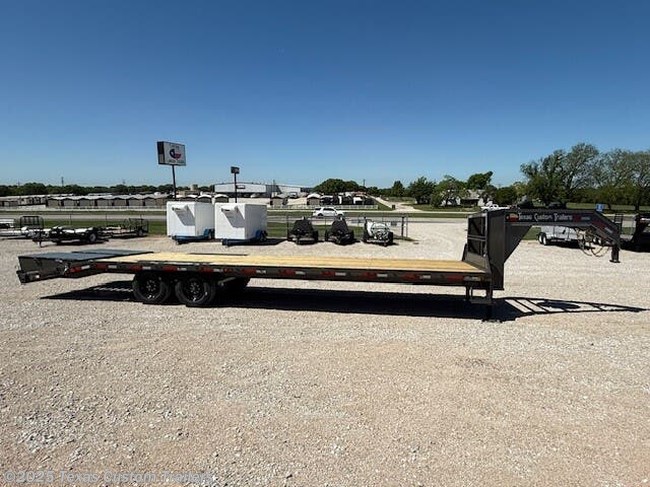 2026 East Texas Trailers 102X30 GN HD Deck Over/Flatbed16K