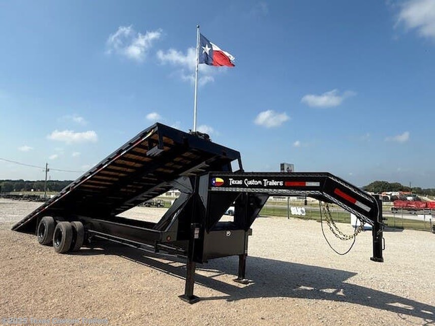 New 2026 East Texas Trailers 102x28 HEAVY DUTY EQ GN TILT Deck 30K available in Decatur, Texas