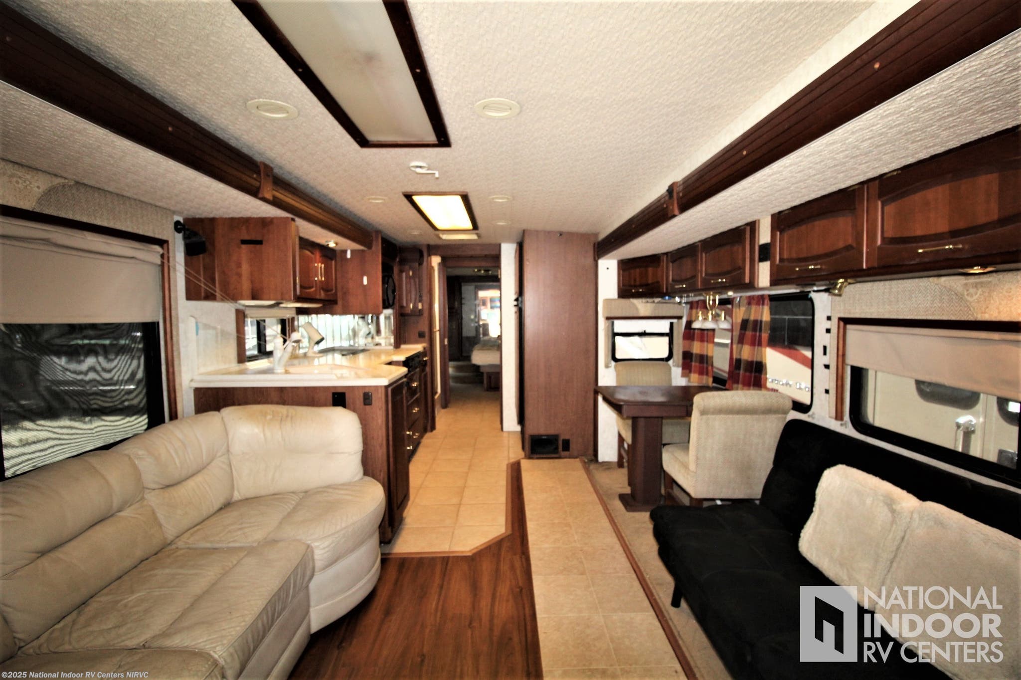 2003 Winnebago Ultimate Advantage 40K RV for Sale in Lawrenceville, GA