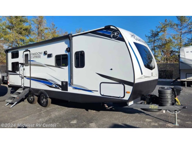 New 2024 Coachmen Freedom Express 258BHS available in St Louis, Missouri