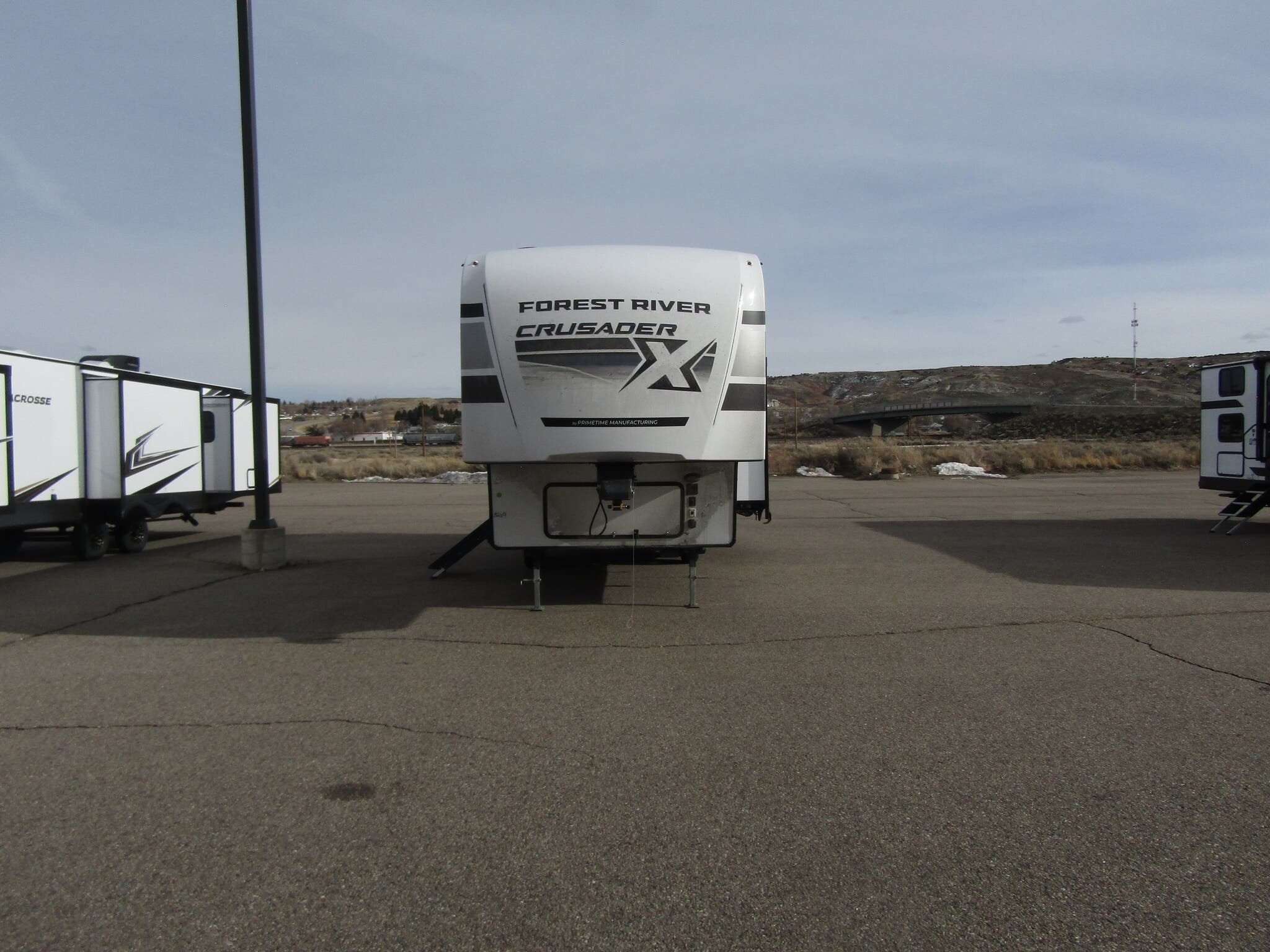 2025 Prime Time Crusader 270BHX - New Fifth Wheel For Sale by First Choice RVs in Rock Springs, Wyoming features LP Detector, Furnace, Power Awning, Water Heater, Electric Jack