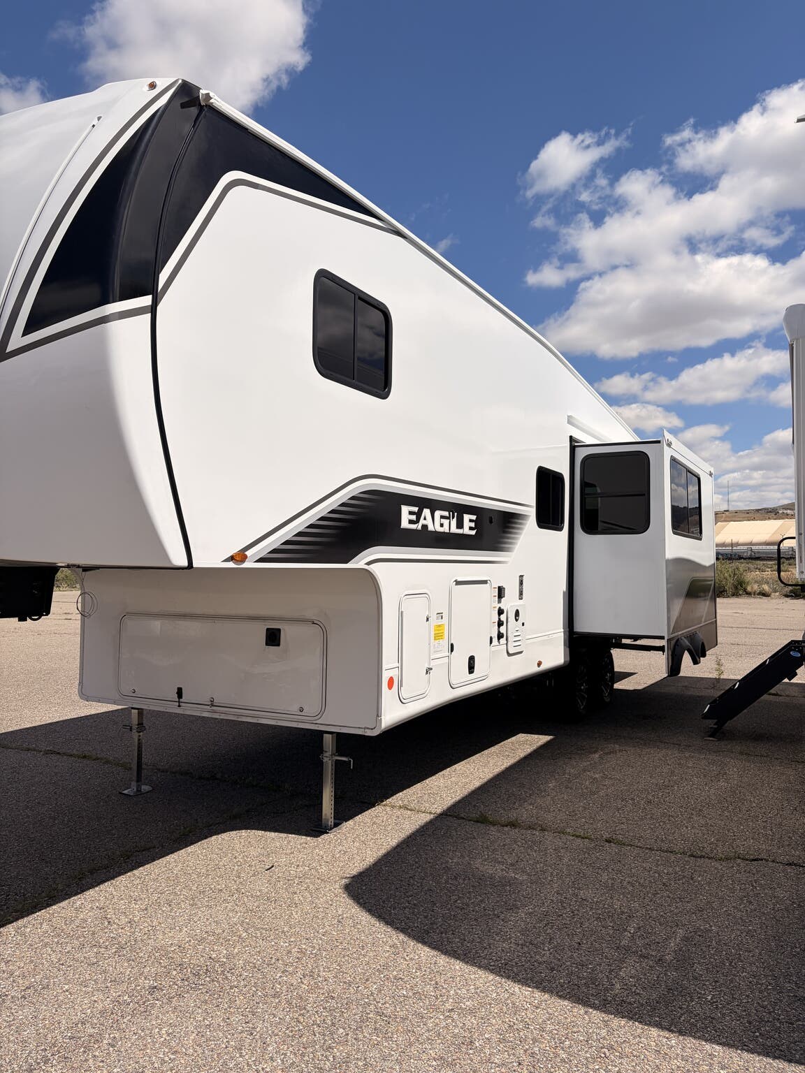 2026 Eagle SLE 28BHU by Jayco from First Choice RVs in Rock Springs, Wyoming