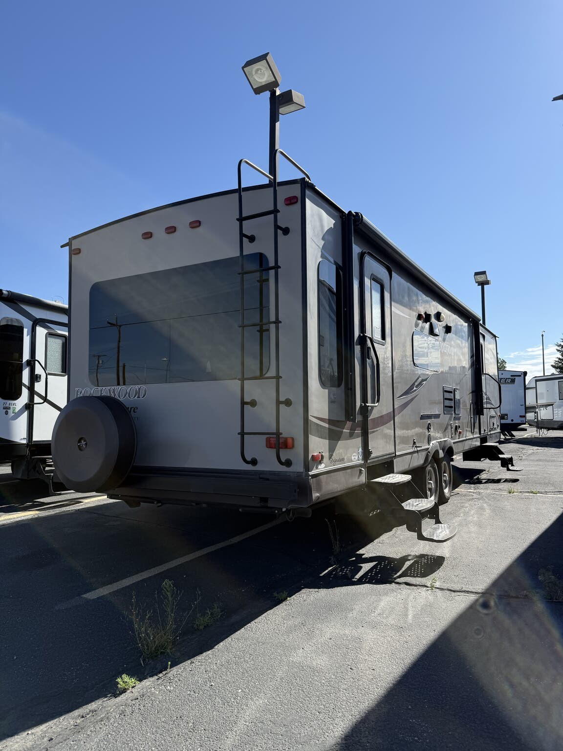 Used 2015 Forest River Rockwood Signature Ultra Lite 8314BSS available in Rock Springs, Wyoming
