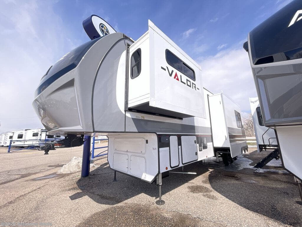 2024 Alliance RV Valor 42V13 RV for Sale in Loveland, CO 80537 T81101