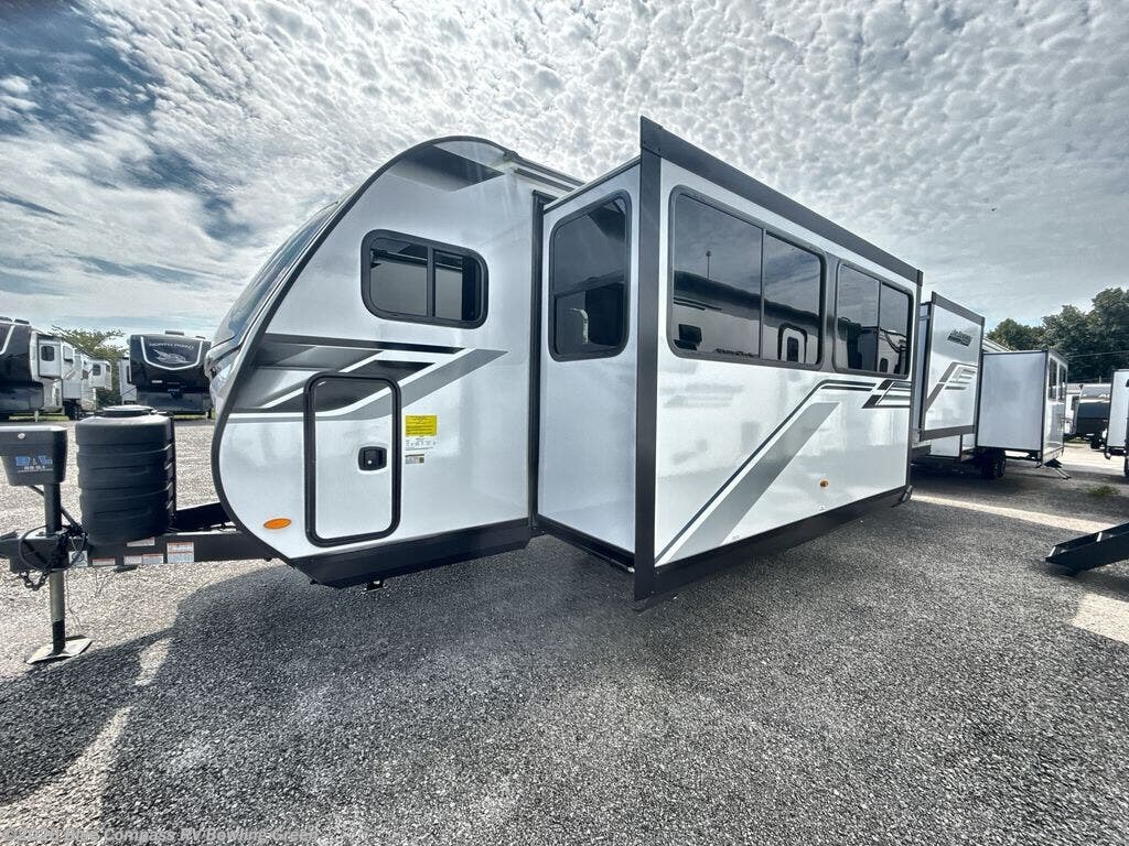 2026 Jay Feather 26FK by Jayco from Blue Compass RV Bowling Green in Bowling Green, Kentucky