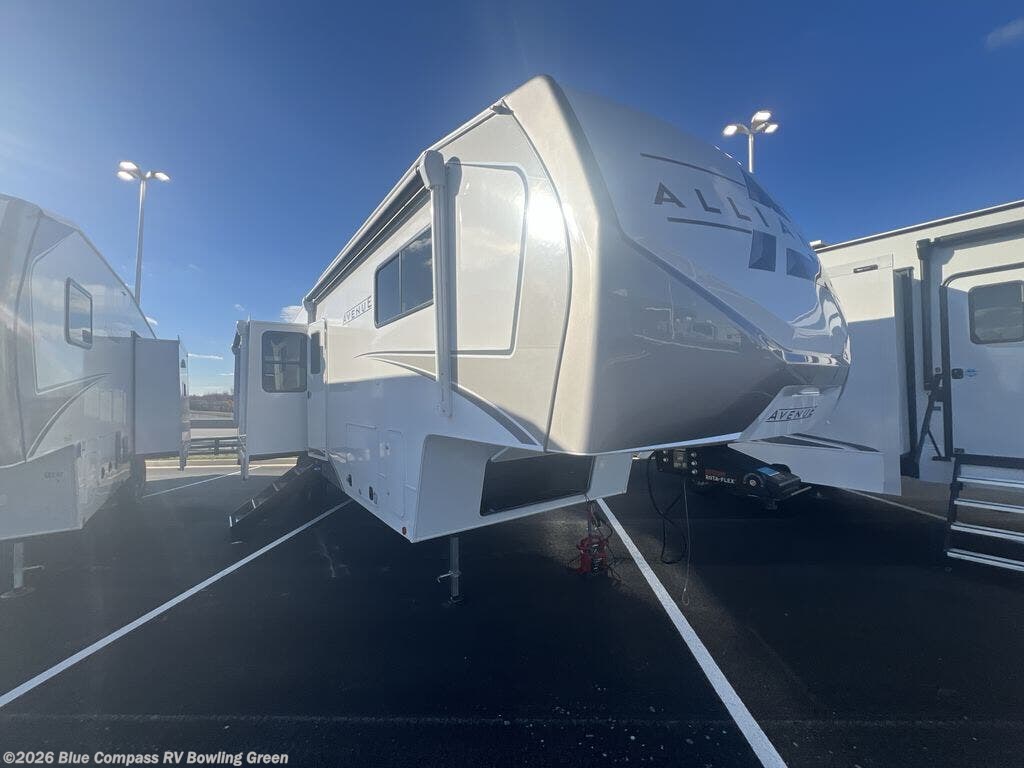 2026 Avenue 32RLS by Alliance RV from Blue Compass RV Bowling Green in Bowling Green, Kentucky
