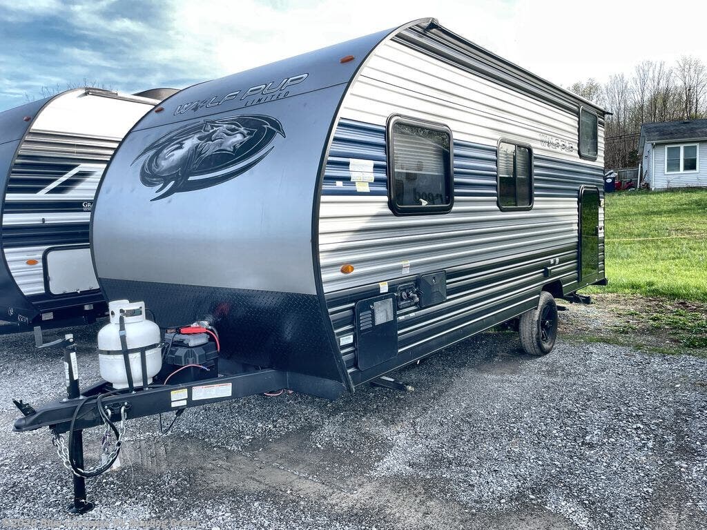 Used 2022 Forest River Cherokee Wolf Pup Wolf Pup 16bhs available in Bowling Green, Kentucky