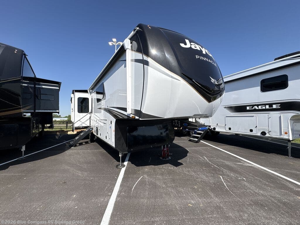 New 2026 Jayco Pinnacle 36FBTS available in Bowling Green, Kentucky