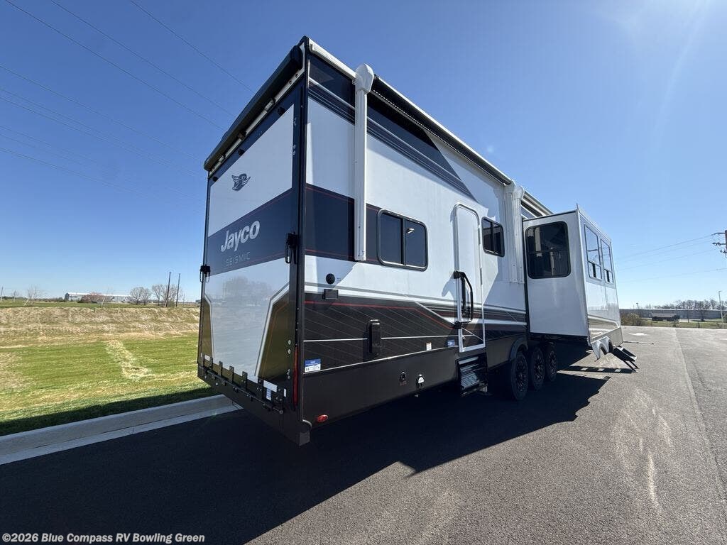 2026 Seismic 395 by Jayco from Blue Compass RV Bowling Green in Bowling Green, Kentucky
