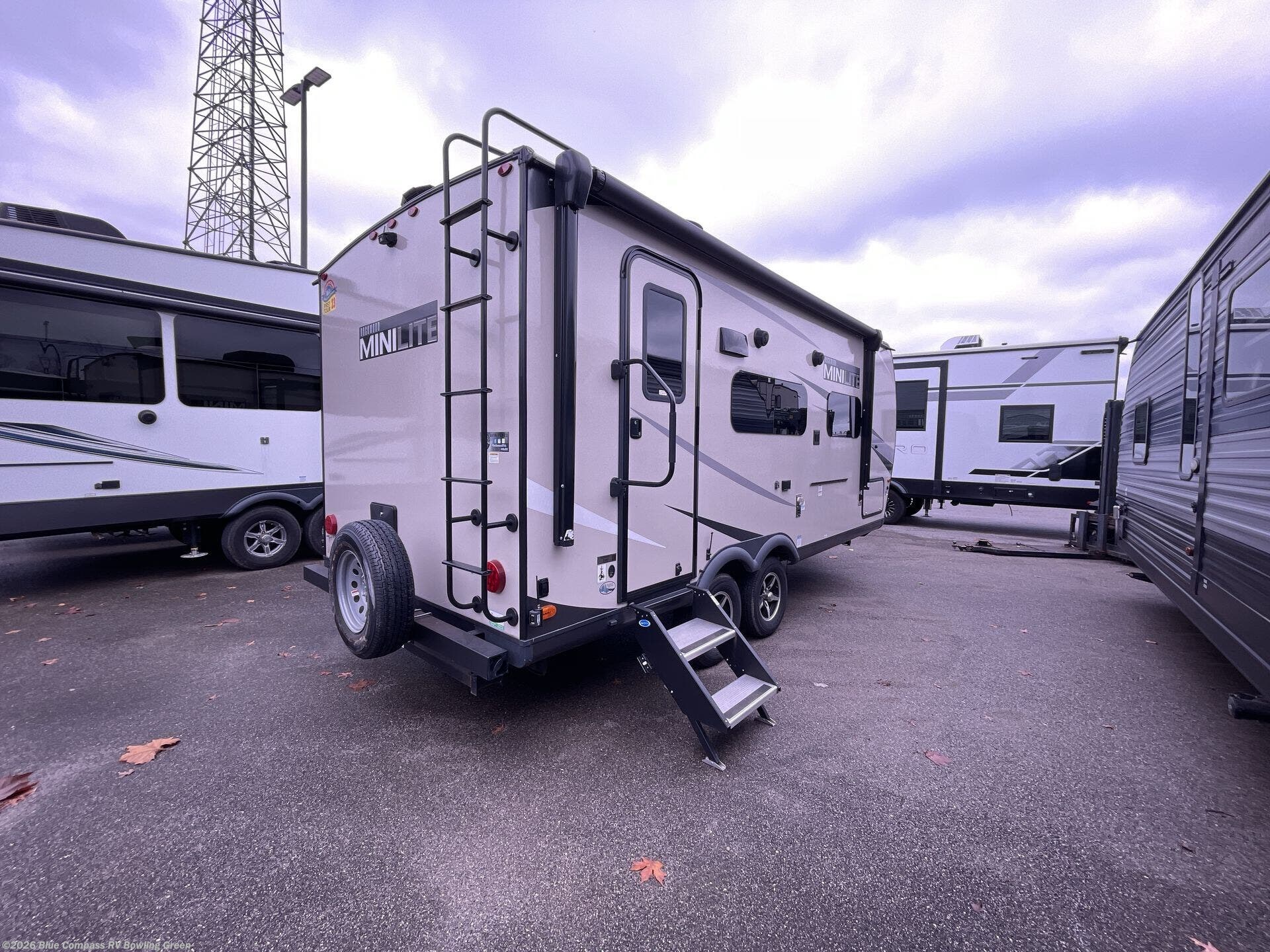 Used 2023 Forest River Rockwood Mini Lite 2109S available in Bowling Green, Kentucky