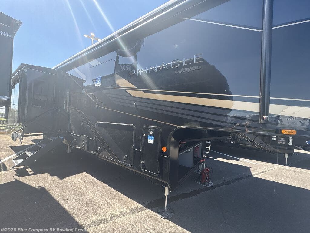 2027 Pinnacle 36FBTS by Jayco from Blue Compass RV Bowling Green in Bowling Green, Kentucky