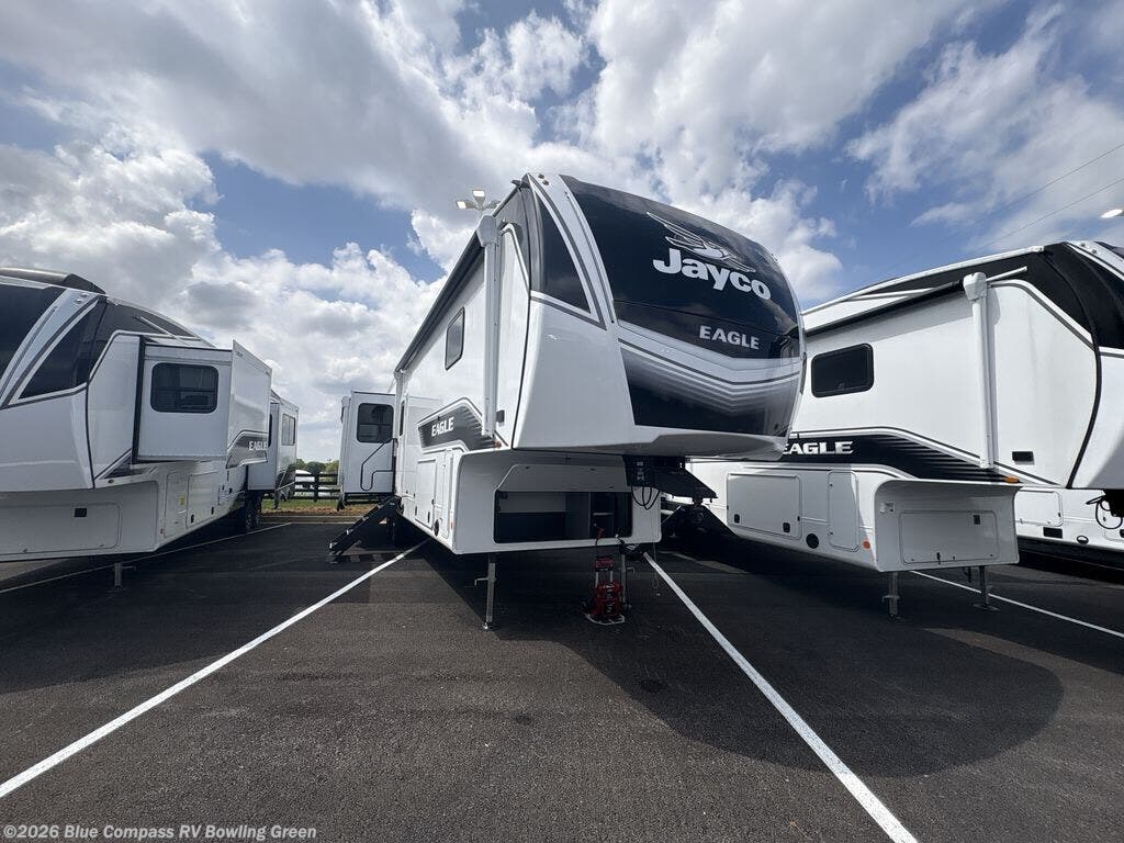 New 2026 Jayco Eagle 335LSTS available in Bowling Green, Kentucky