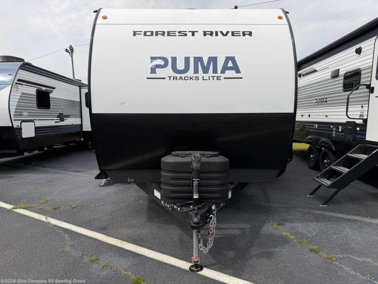 2026 Puma Tracks 302BHS by Forest River from Blue Compass RV Bowling Green in Bowling Green, Kentucky