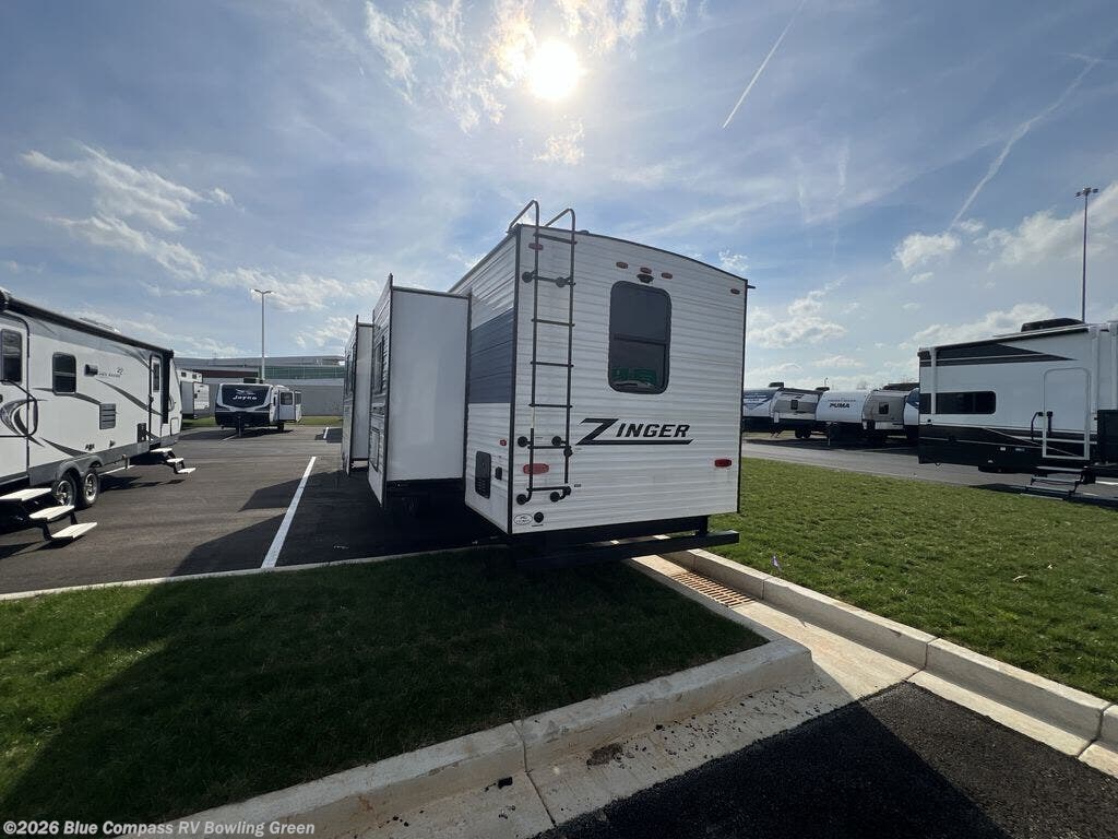 2023 Zinger 390DB by CrossRoads from Blue Compass RV Bowling Green in Bowling Green, Kentucky