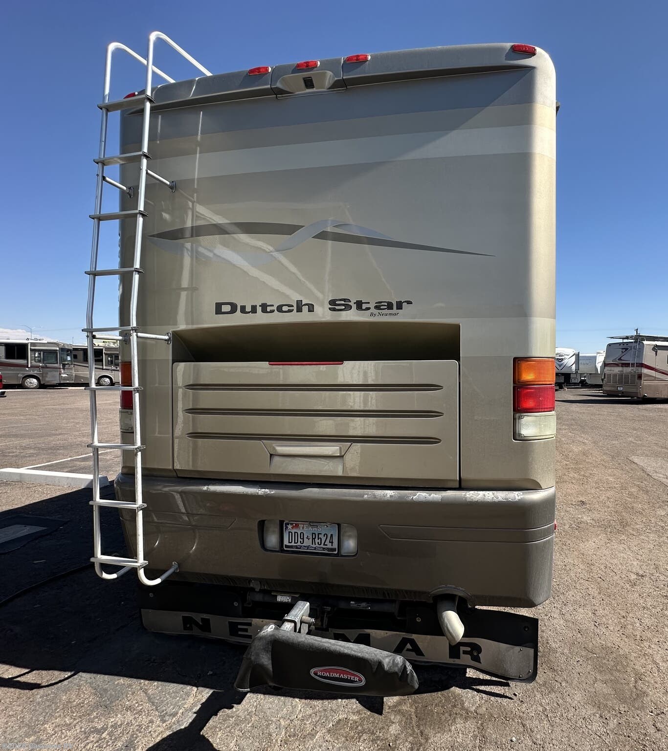 Used 2004 Newmar Dutch Star 4010 available in Mesa, Arizona