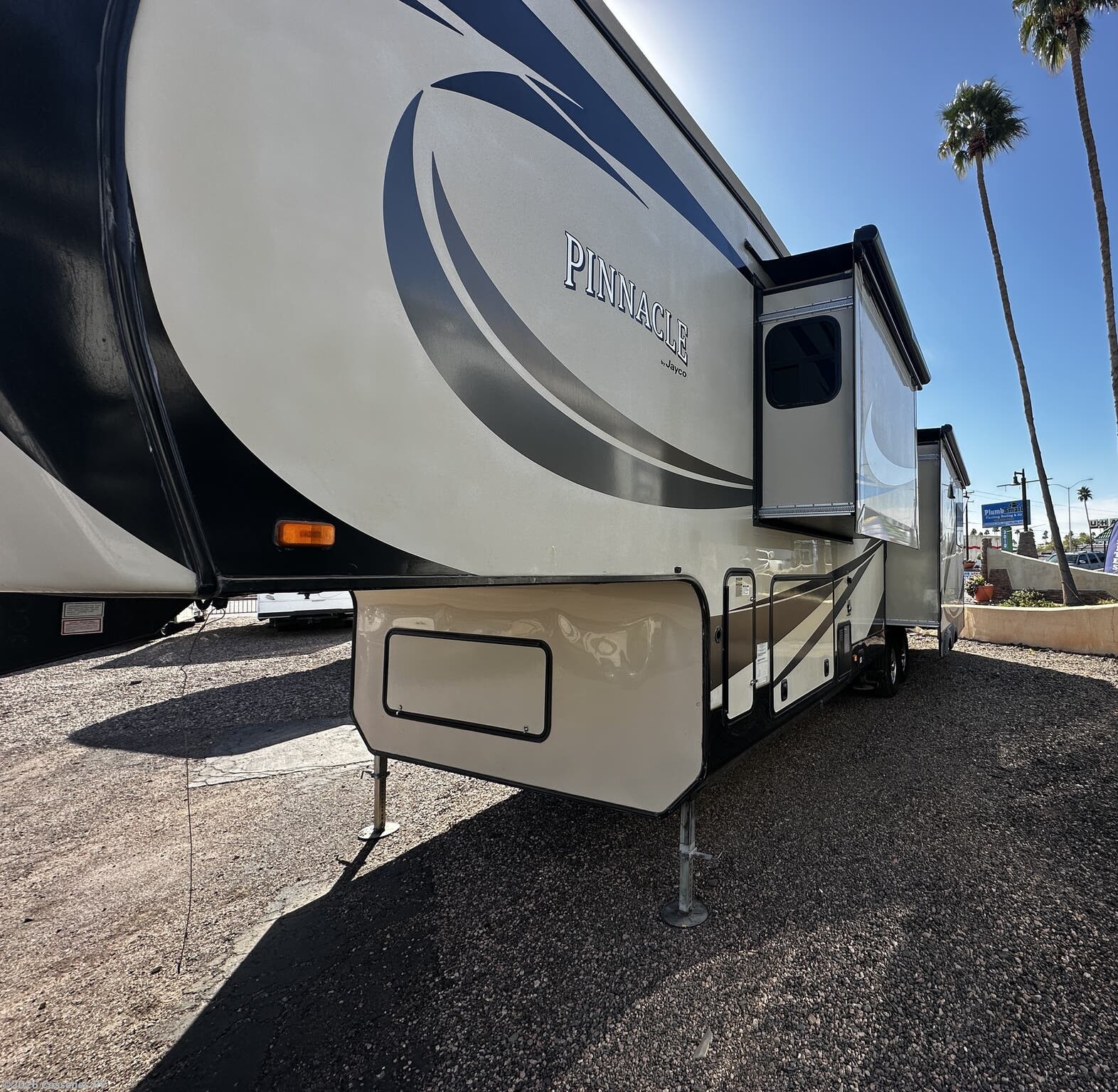 2017 Jayco Pinnacle 36FBTS - Used Fifth Wheel For Sale by Cassones RV in Mesa, Arizona