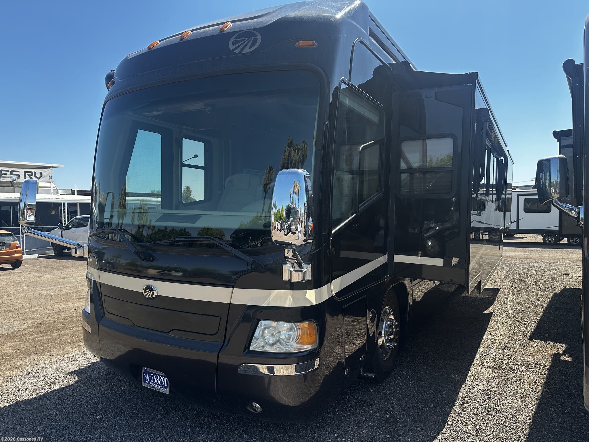 2009 Monaco RV Signature Cambridge IV 525hp - Used Diesel Pusher For Sale by Cassones RV in Mesa, Arizona