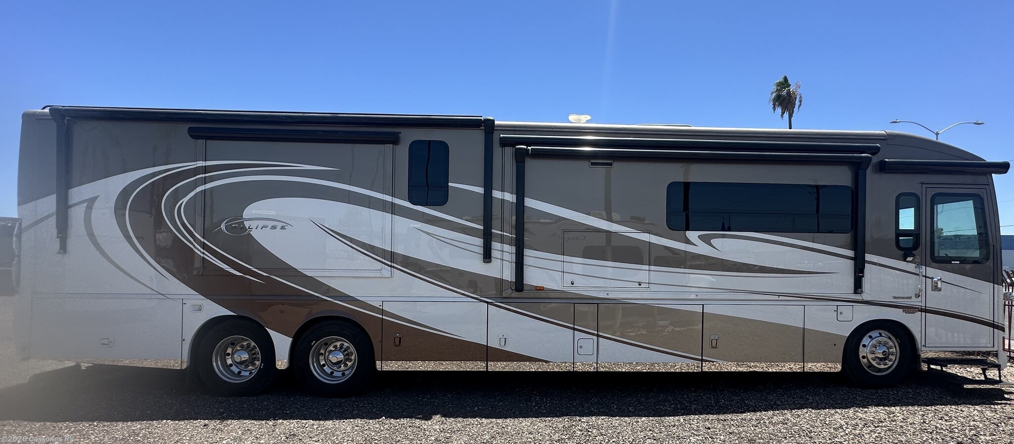 2015 Itasca Ellipse 42QD - Used Diesel Pusher For Sale by Cassones RV in Mesa, Arizona features TV, Smoke Detector, Surround Sound System, Ladder, Air Conditioning