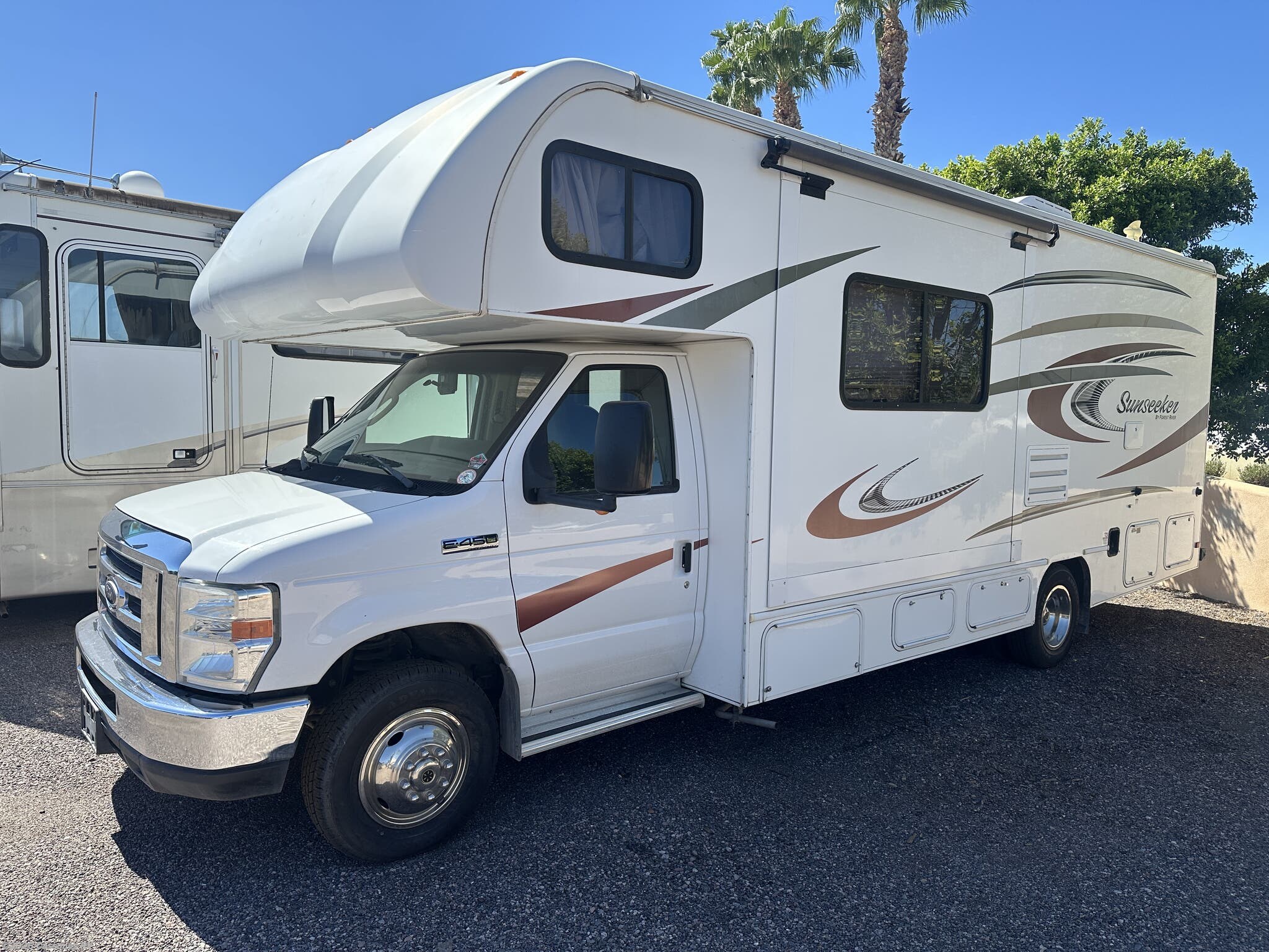 2015 Sunseeker Classic 2450S by Forest River from Cassones RV in Mesa, Arizona