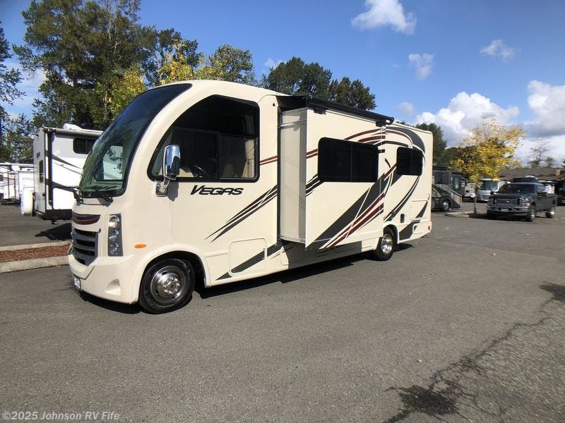 2015 Thor Motor Coach Vegas 24.1 RV for Sale in Fife, WA 98424