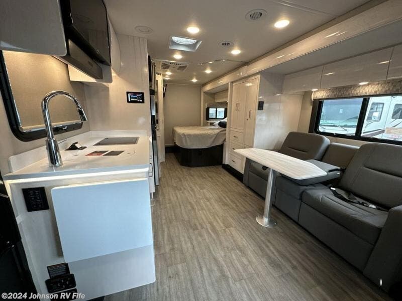 2024 Renegade Vienna 25FWC RV for Sale in Fife, WA 98424 21331